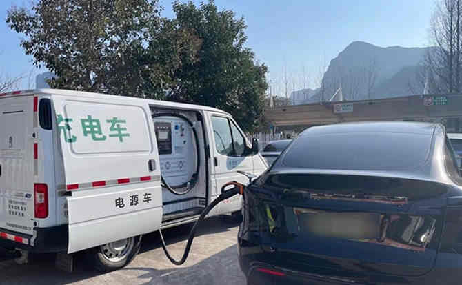 巴中汽车搭电