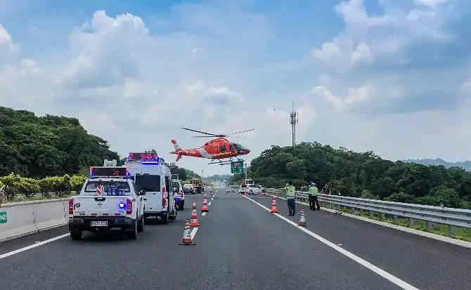 巴中高速公路汽车救援案例